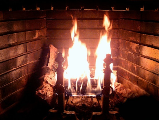 Burnsville Offers Free Winter Safety Seminar on Fireplace Use to Residents