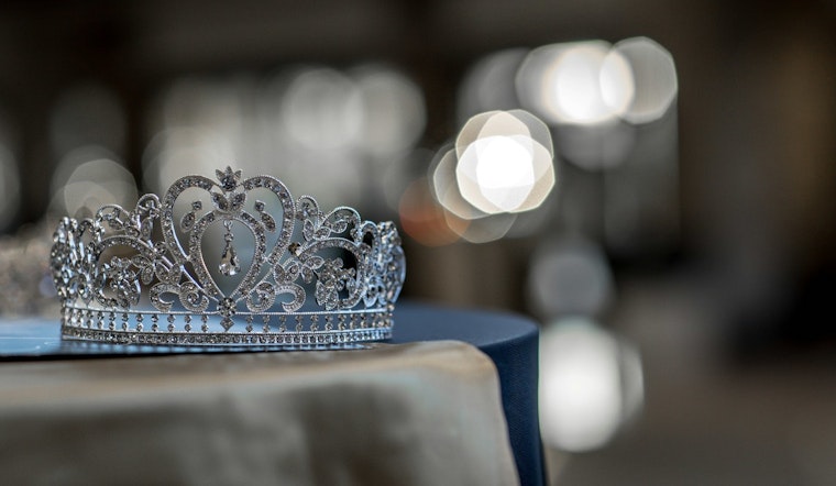 Cara Walsh Heralded as New Queen of Chicago's St. Patrick's Day Parade