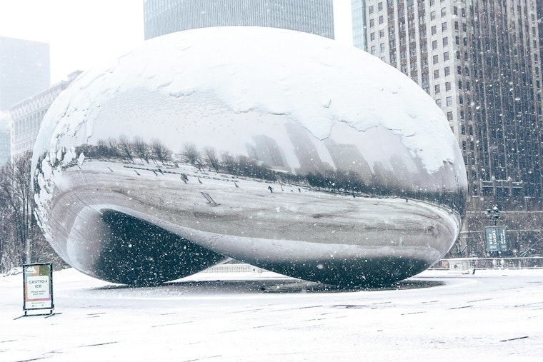 Chicago Greets New Year with Light Snow Showers, Colder Days and Potential Storm on Horizon