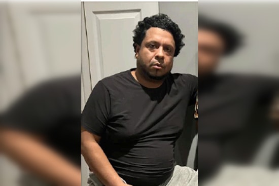 Chicago Police Seek Public's Aid in Locating Missing Man Ittahi Barrera; May Require Medication