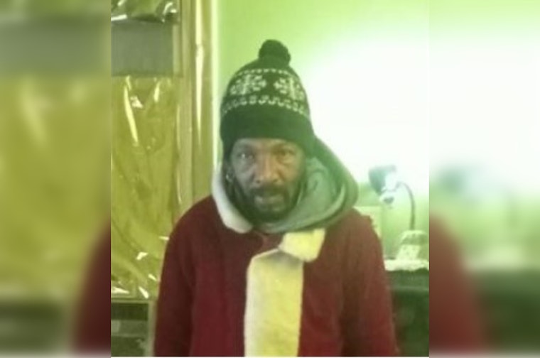 Chicago Police Seek Public's Help in Locating Missing 63-Year-Old Curtis Thomas from South Side
