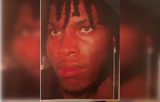 Chicago Police Urge Public to Aid in Search for Missing 28-Year-Old Maliq Hines-Hakande Last Seen Near Michigan Ave