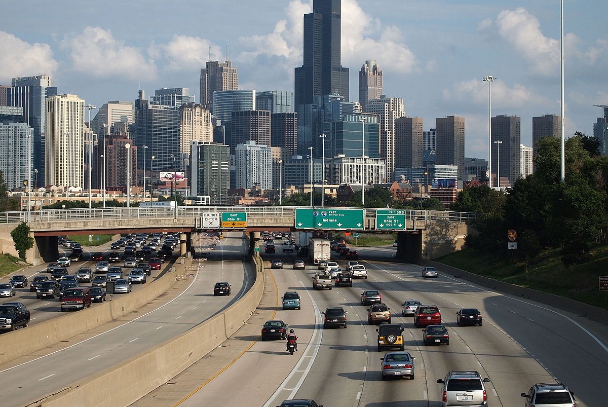 Chicago's Kennedy Expressway Express Lanes Reopen Ahead of Schedule