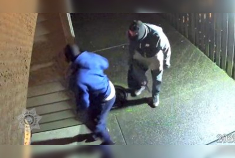 Clackamas County Authorities Seek Public Help to Identify Suspects in Rivergrove Burglary