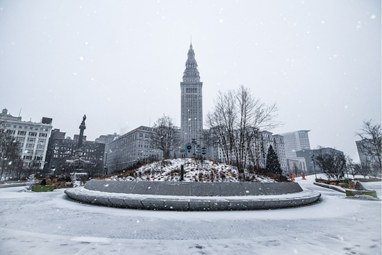 Cleveland Braces for Weather Rollercoaster: Cold Fronts and Light Snow on the Horizon