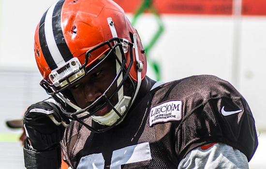 Cleveland Browns' Myles Garrett Named Finalist for AP NFL Defensive Player of the Year
