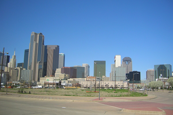 Dallas Greets Chilly Morning with Freezing Fog, Sunny Days on the Horizon
