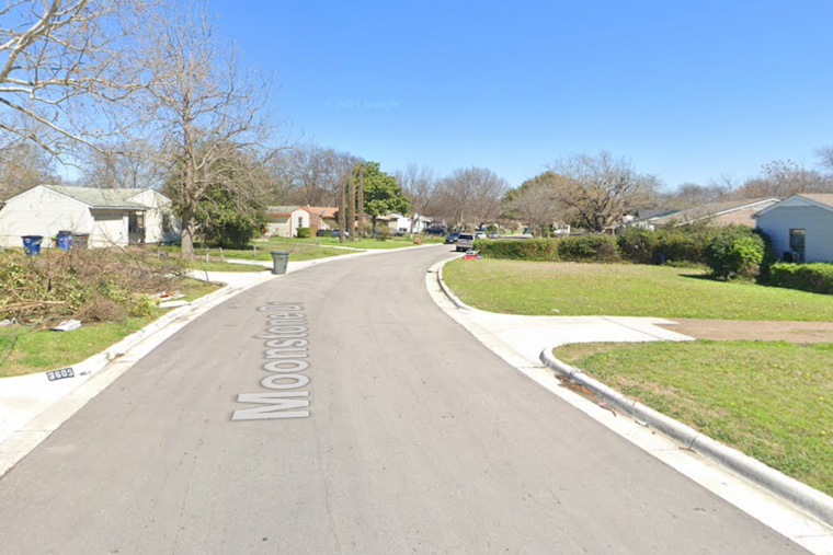 Dallas Police Investigate Fatal Shooting of 18-Year-Old on Moonstone Drive