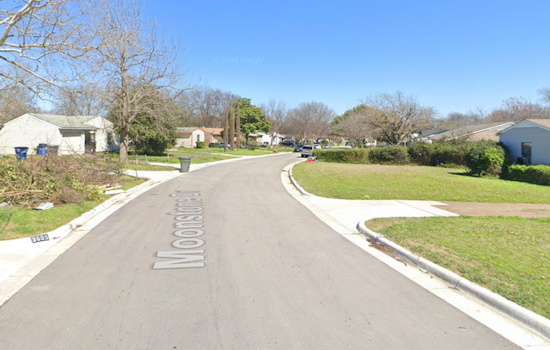 Dallas Police Investigate Fatal Shooting of 18-Year-Old on Moonstone Drive