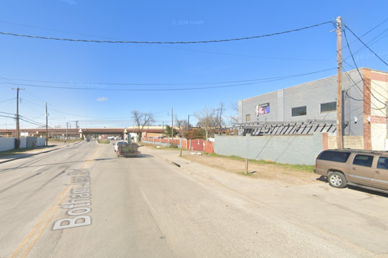 Dallas Police Investigating Fatal Shooting on Botham Jean Boulevard, Victim Unidentified, Suspect at Large