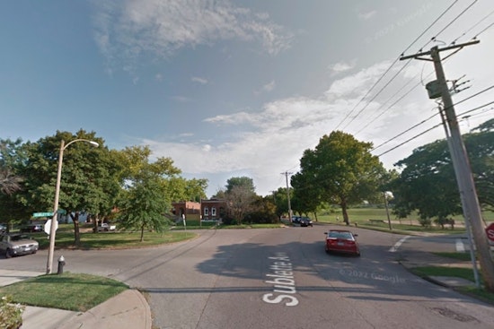 Daylight Robbery Shakes Southwest Garden Area, St. Louis Police Seek Suspect and Public Assistance