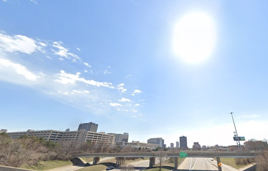 Detroit's Week Ahead Predicts Sunny Beginnings, Possible Snowfall, and Chilly Nights