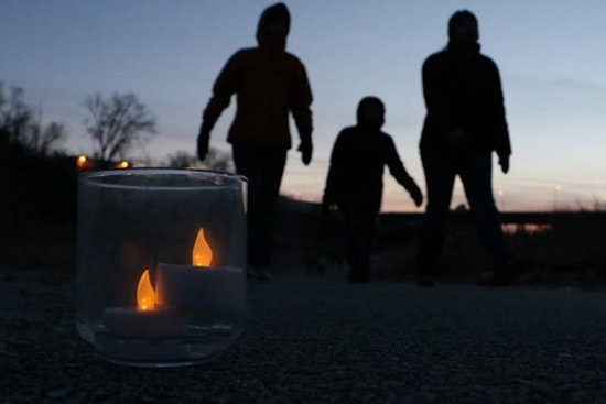 Discover Wisconsin's Winter Magic: Candlelight Events at State Parks Draw Community Together