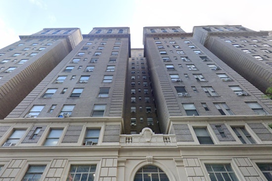 Dramatic Rescues Unfold as Firefighters Subdue Blaze in Midtown Manhattan High-Rise