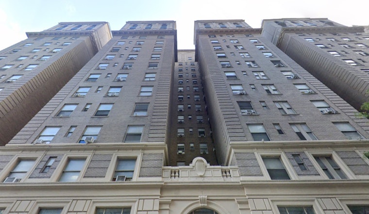 Dramatic Rescues Unfold as Firefighters Subdue Blaze in Midtown Manhattan High-Rise