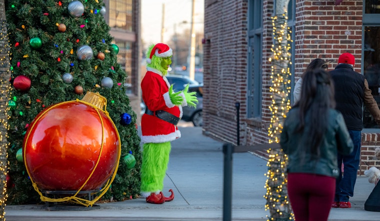 Duluth Embraces Holiday Spirit with a Festive Grinch Movie & Trivia Night