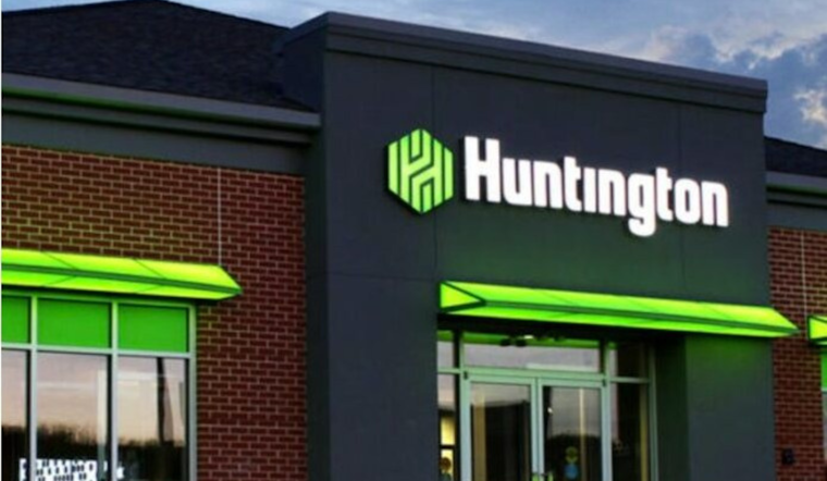 Dundee Bank Staff Foil $70,000 Scam Targeting Elderly Woman, Police Investigate Attempted Fraud