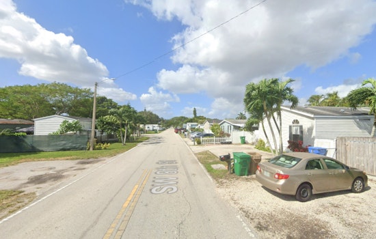 Early Morning Blaze in Davie Mobile Home Claims Three Dogs, Resident Hospitalized