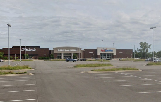 Early Morning Shooting at Indianapolis Shopping Center Leaves One Critically Injured as Police Seek Remaining Suspects