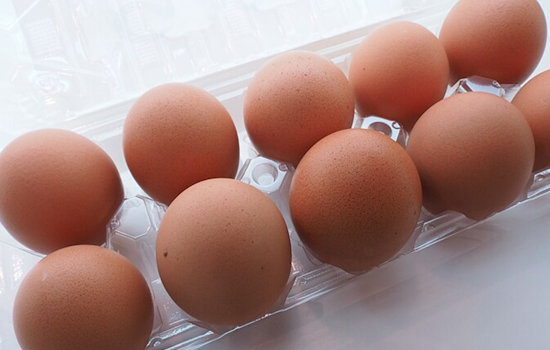 Egg Prices Crack Budgets as California Businesses Scramble Amidst Historic Shortage