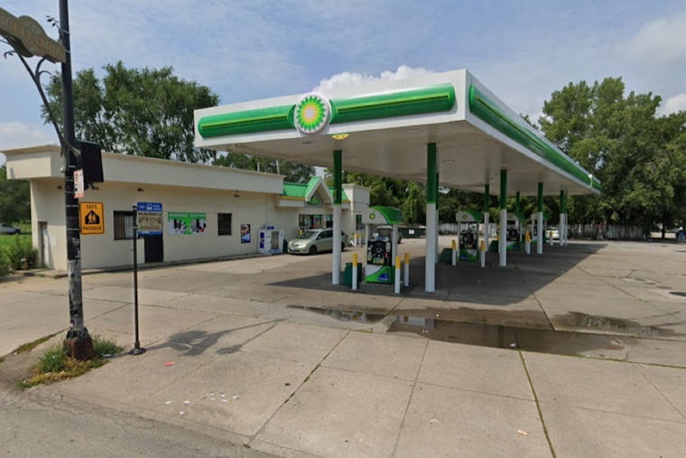 Englewood Residents on High Alert as Armed Robberies Plague Chicago Neighborhood