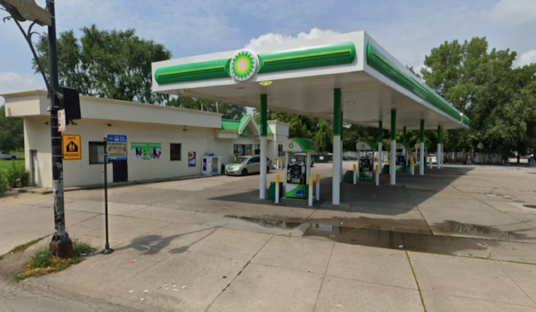 Englewood Residents on High Alert as Armed Robberies Plague Chicago Neighborhood