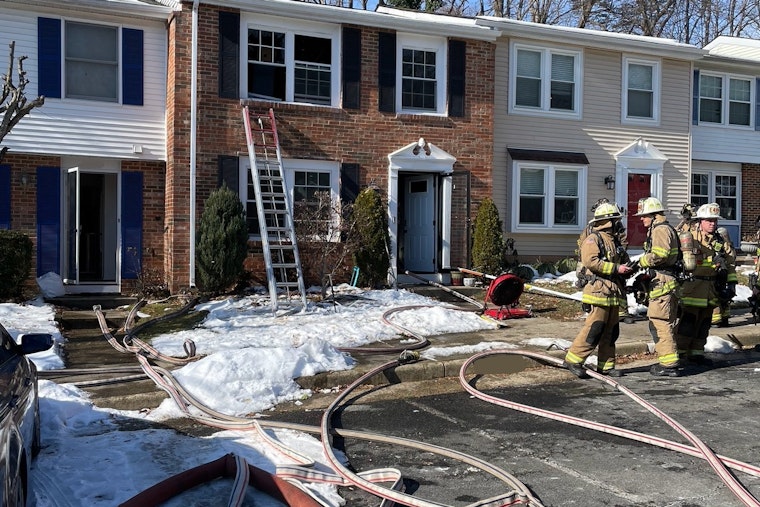 Fairfax County Fire Crews Conduct Heroic Rescue Amidst Overnight Blaze