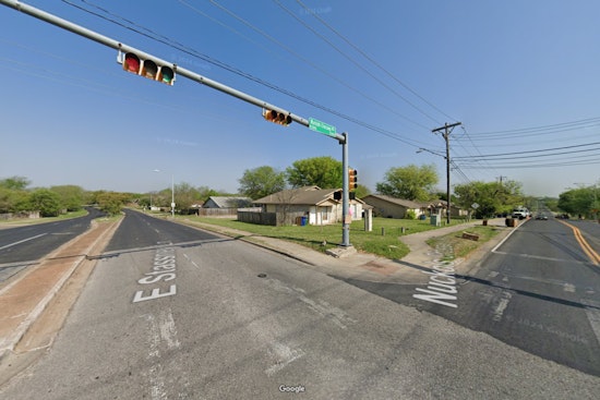 Fallen Power Lines Disrupt Traffic and Electricity in Southeast Austin