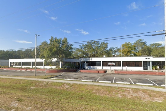 Fatal Shooting Outside Tally Ho Bar in Tampa Mars New Year Celebrations, Suspect Sought by Authorities