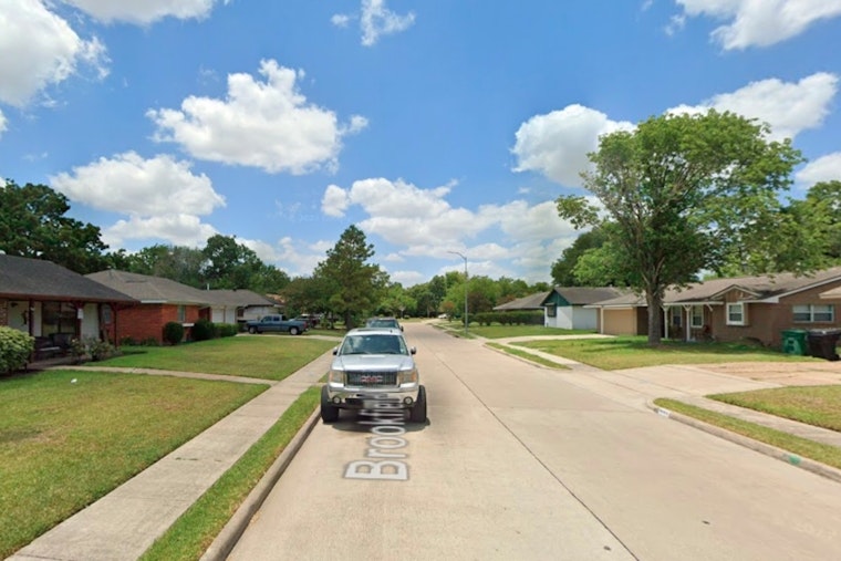 Firefighter Injured Battling House Blaze in Houston's Central Southwest, $90,000 in Damages Sustained