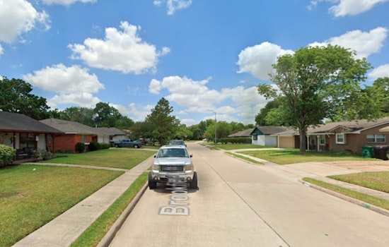 Firefighter Injured Battling House Blaze in Houston's Central Southwest, $90,000 in Damages Sustained