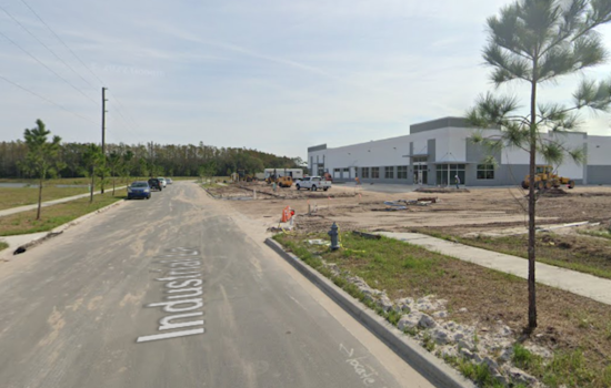 Firefighters Extinguish Blaze at Kissimmee Recycling Plant, No Injuries Reported