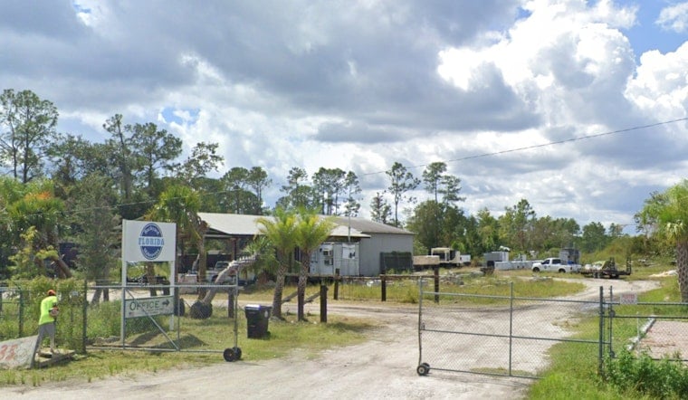 Florida's Tree Surgeons Accused of Operating Without Permits in Atlantic Beach