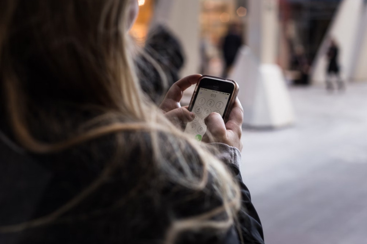 Governor Hochul Aims to Curb K-12 Cellphone Use in New York Schools Citing Mental Health