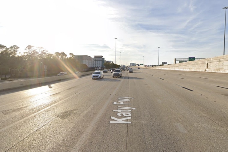Hazmat Crews Respond to 18-Wheeler Accident, Major Delays on Katy Freeway Near Antoine Drive in Houston