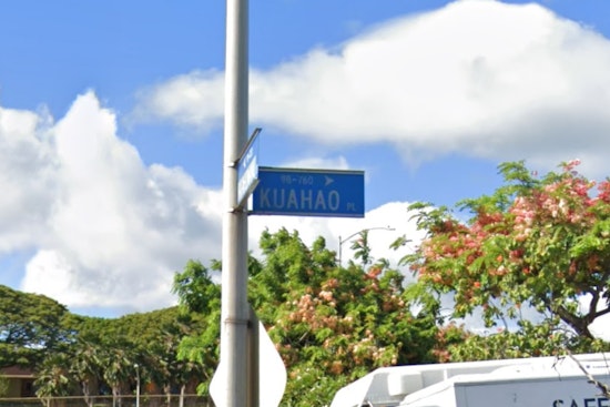 Honolulu Fire Department Swiftly Extinguishes Blaze at Pearl City Self-Storage Unit