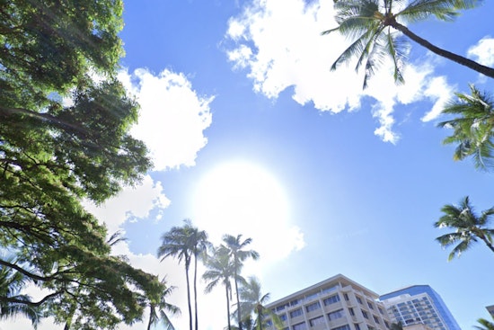 Honolulu Forecasts Transition from Trade Winds to Potential Thunderstorms As Weekend Approaches