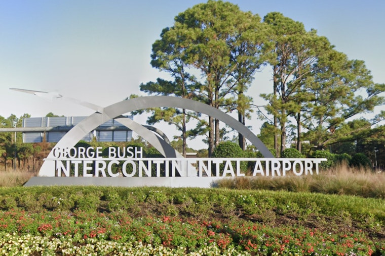 Houston Airports Set to Resume Flights Today Post-Cold Snap Closure