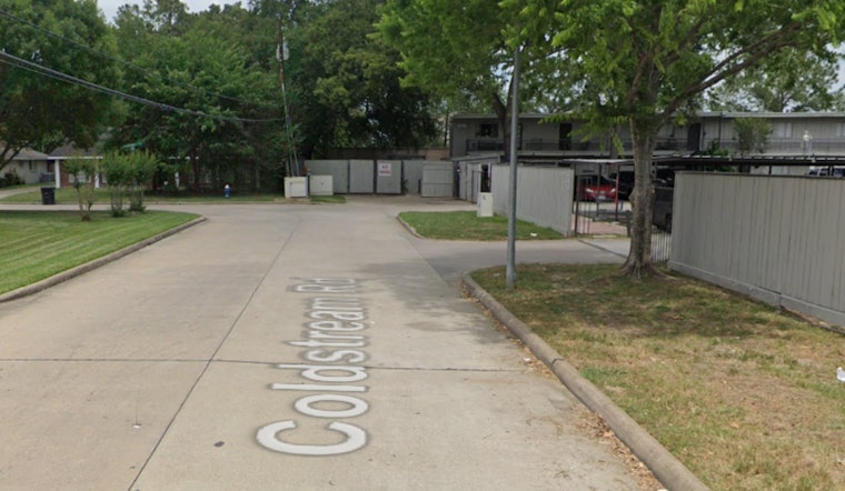 Houston Firefighters Extiguish Early Morning Blaze at Spring Branch East Apartment Laundry Room