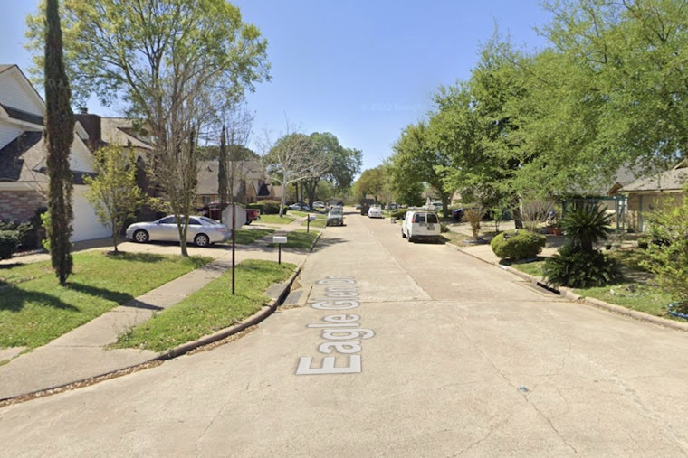 Houston Firefighters Save $260K in Property as They Extinguish Westbranch House Blaze