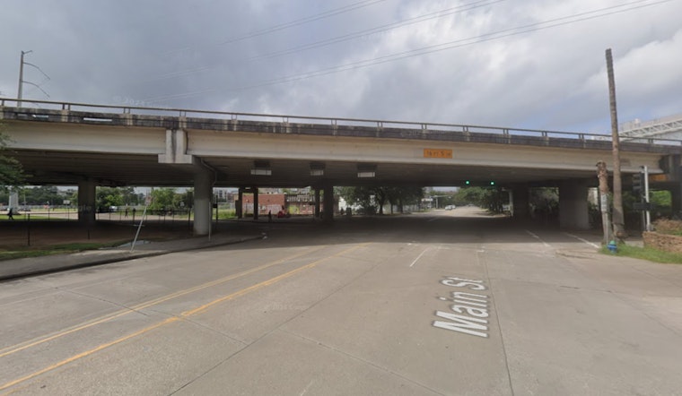 Houston Homicide Probe Underway as Man Found Stabbed Under Midtown Overpass