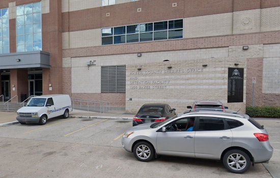 Houston Police Department Discharges Probationary Officer Amid Excessive Force Probe