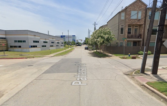 Houston Police Probe Fatal Bayou Crash on Patterson Street, Public's Help Sought