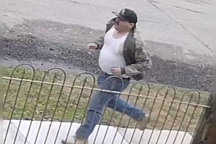 Houston Police Seek Suspect Accused of Groping 7-Year-Old Near Travis Elementary