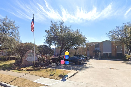 Houston Police Seek Suspect After Driver Shot and SUV Ploughs Into Alief's Ashford Court Apartments