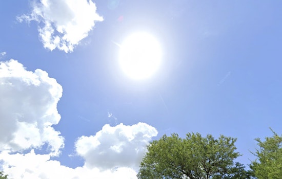 Houstonians Anticipate Warmer, Sunnier Days as Temperatures Climb Towards 80 Degrees