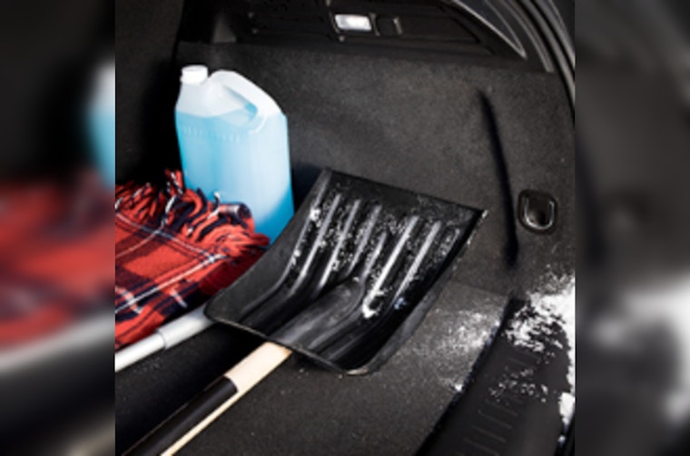 Issaquah Urges Residents to Prepare for Winter Travel with Emergency Kits amid La Niña Forecasts