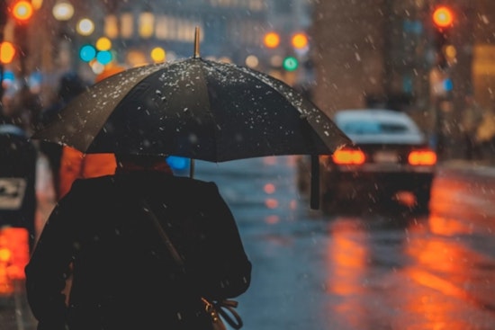 Jacksonville Braces for Chilly Winds and Potential Showers with Thunderstorms Likely Over the Weekend