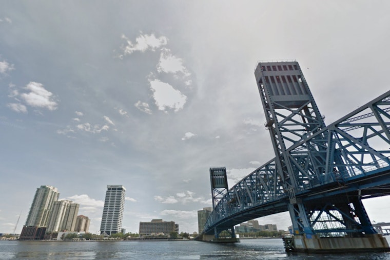 Jacksonville Braces for Variable Spring Weather with Sunny Skies and Sporadic Showers Ahead
