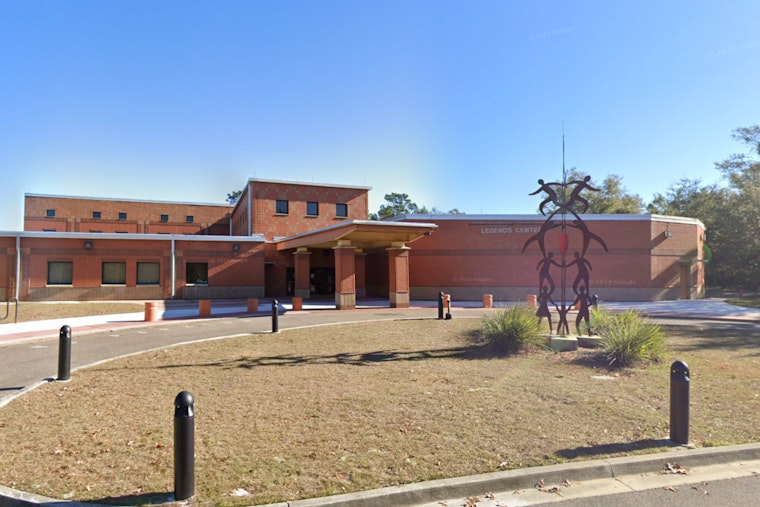 Jacksonville Mobilizes Warming Center as Freeze Warning Takes Hold